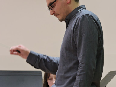 Dirigent Matija Mlakar
