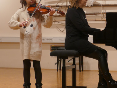 Razredni nastop učencev violine in viole